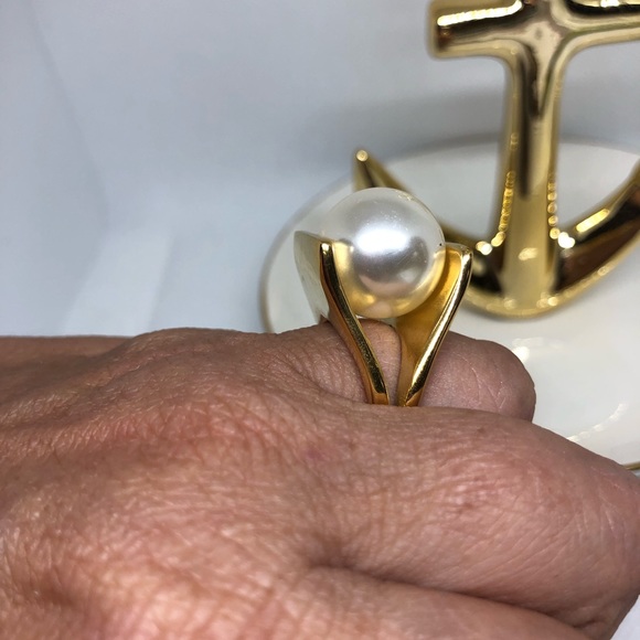 New Arrival!! Statement Maker Pearl Ring- Big and Bold - SZ 6 - Picture 6 of 9